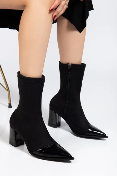 Kadın Siyah Streç Rugan Bilekli Orta Boy Topuklu Bot ürün görseli