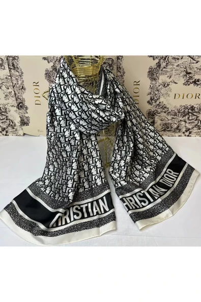 D Marka Eşarp ürün görseli