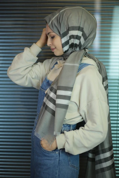 Uzun Ipek Ekose Desenli Şal - Resim 3