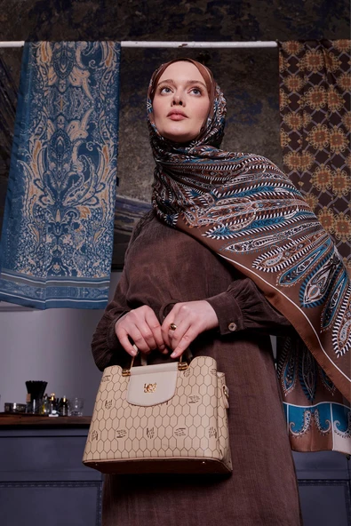 A.Kahve Dairesel Hint İpeği Şal - Resim 2