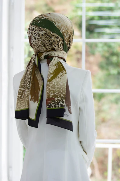 LÜKS MEDİNE İPEĞİ ŞAL ürün görseli