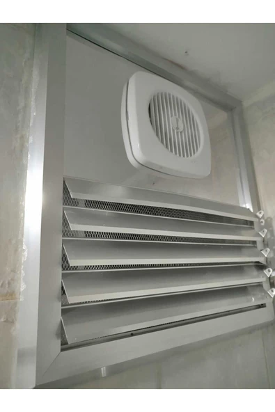 Home KROM BANYO MENFEZİ FANLI ALUMINYUM 50*50CM  Q125 FAN 155 M3 ürün görseli
