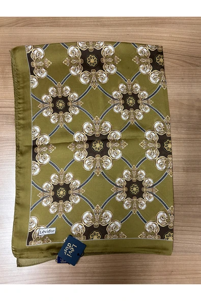 Yeşil Barok Desen Hint İpeği Şal ürün görseli
