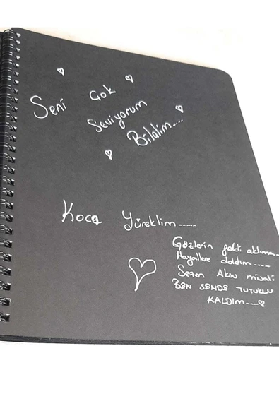 Lizy collection Siyah Yapraklı Defter Spiralli 14x20 100 Gr. 40 Sayfa Ve Beyaz Kaliteli Jel Kalem ürün görseli 1