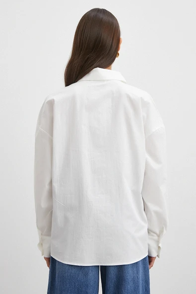 Düğme Detaylı Pamuklu Gömlek Beyaz - Resim 6