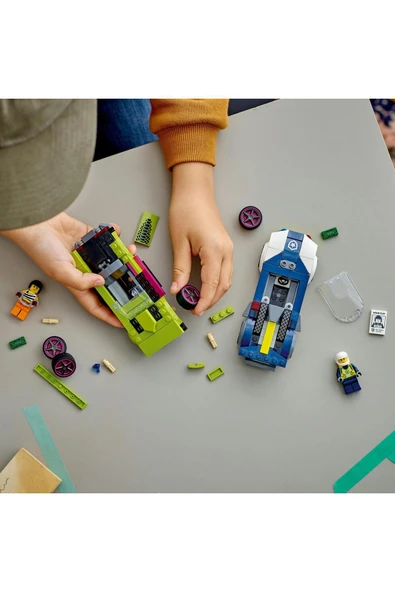 LEGO ® City Polis Arabası ve Spor Araba Takibi 60415 -  Yaratıcı Oyuncak Yapım Seti (213 Parça) - Resim 2