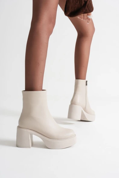 İtek Kadın Bej Topuklu Bot ürün görseli 1