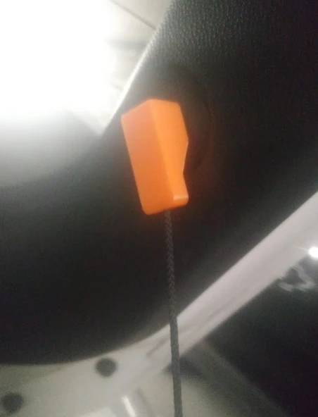 Mazda 3 bagaj gölgeliği mandalı - 3811088 ürün görseli 1