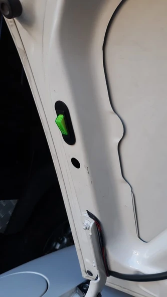 Mazda Miata NA Bagaj Lambası Anahtarı Bağlantısı Çerçevesi Düğme Dahil Değil - 3884458 ürün görseli 1