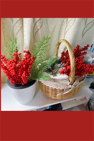 2 Adet Şık Kırmızı Yapay Meyve Dalları – 22 cm (8.66”) | Noel Ağacı Süsü, DIY El Sanatları, Düğün & Ev Dekorasyonu, Tatil Parti Malzemeleri - Resim 2