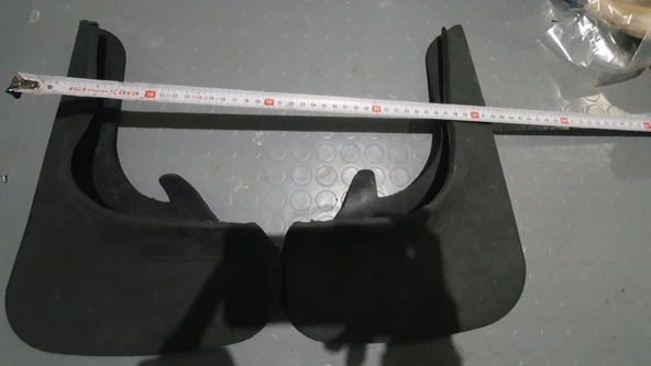 Arac camurluk ölçülere fotoğraftan bakiniz 1 çift ürün görseli