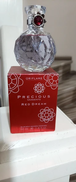 Oriflame Precious Moments Red Dream EDT 50 ml Kadın Parfümü
