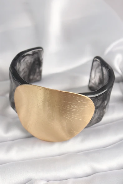 Siyah Mermer Desen Akrilik Plastik Gold Daire Plaka Model Vintage Kadın Bilezik - TJ-BB6679 - Resim 3