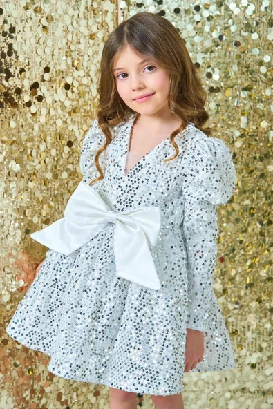 Kız Çocuk V Yaka Üzeri Pulpayet İşlemeli Eteği Kabarık Kadife Beyaz Abiye - Resim 2