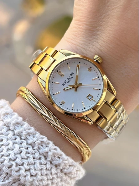 Tom Jones Çelik Kordon Kararma Renk Atma Yapmaz 3 Atm Suya Dayanıklı Kadın Kol Saati BTJ.YN10059.2 ürün görseli