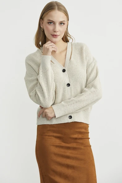 Yaka Detaylı Düğmeli Triko Hırka - Taş - Resim 2