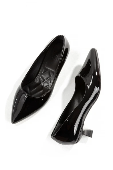 Siyah Rugan Alçak Kısa Fındık Topuklu Stiletto Abiye Ayakkabı MiniKandy - Resim 2