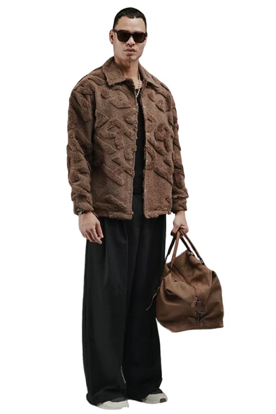 Oversize Önü Çıtçıt Kapamalı Astarsız Ve Cepsiz Peluş Ceket ürün görseli