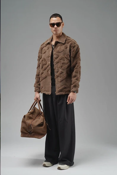 Oversize Önü Çıtçıt Kapamalı Astarsız Ve Cepsiz Peluş Ceket - Resim 2