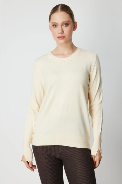 65379 ONTEKS KAZAK YAKASI İNCİLİ ürün görseli