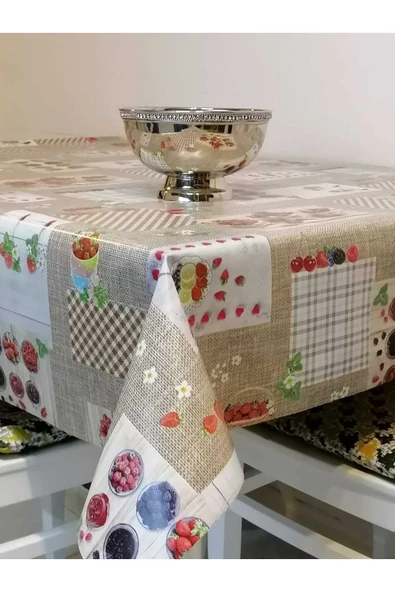 Desenli Silinebilir Masa Örtüsü ürün görseli