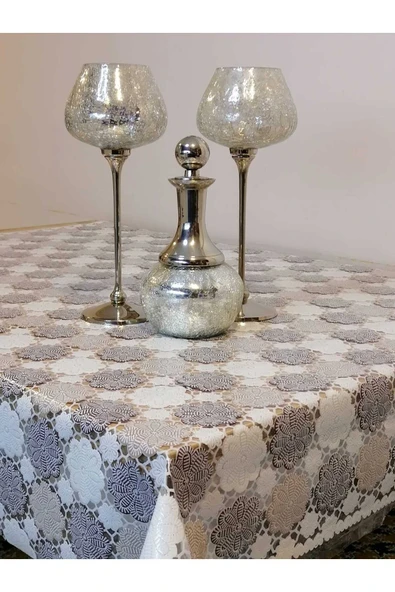 İTHAL PVC MUŞAMBA - DESENLİ SİLİNEBİLİR MASA ÖRTÜSÜ ürün görseli