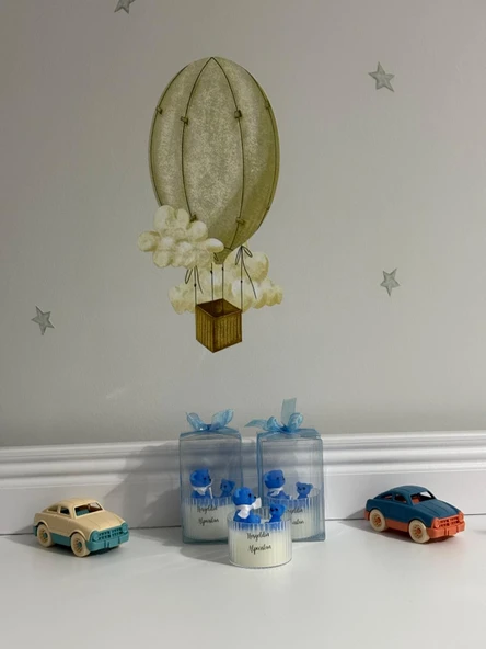 Yeni Doğan Erkek Bebek Doğum Tebrik Hediyesi Şeffaf Asetatlı Kutuda Sevimli Ayıcık Tasarım Mum - Resim 2