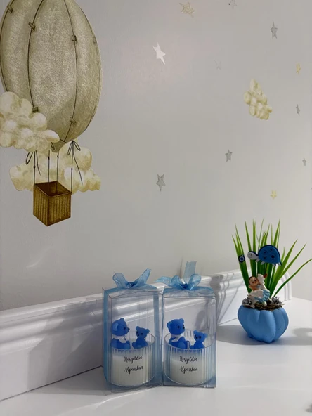 Yeni Doğan Erkek Bebek Doğum Tebrik Hediyesi Şeffaf Asetatlı Kutuda Sevimli Ayıcık Tasarım Mum - Resim 6