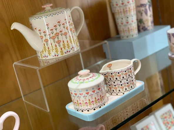 Cath Kidston Çok Renkli ve Çiçekli Sütlük ve Şekerlik Uzun Pastel Pembe Çizgili Porselen Tabak Seti - Resim 3
