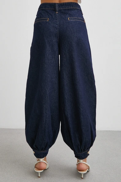 Paçası Düğmeli Yüksek Bel Mom Jean Lacivert - Resim 6