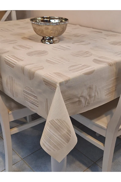 İthal Silinebilir PVC Masa Örtüsü – Kaymaz Tabanlı, Kumaş Görünümlü PVC Masa Örtüs ürün görseli