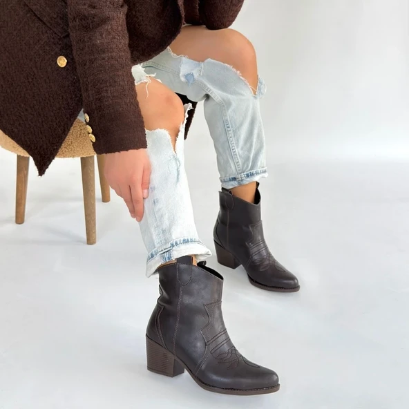 Akver Acı Kahve Cilt Topuklu Bot - Resim 5