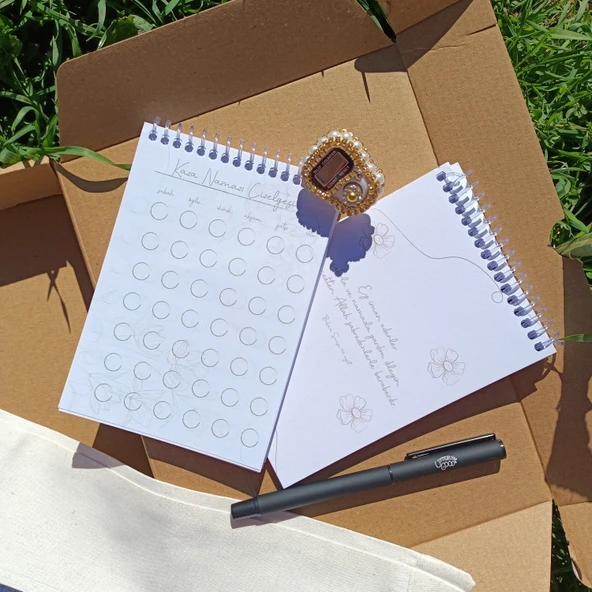 Utterly Good 2 Yıılık Kaza Namazı Manevi Koleksiyon Seti  Defter  Kalem  Zikirmatik  Tespih  Bez Çanta Hediyeli - Resim 4