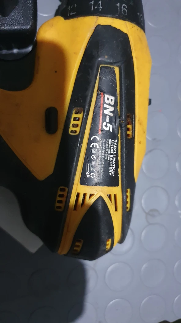 Sarjli matkap ikinci el adaptör dahil - Resim 2