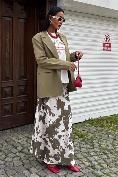 İnce Deri Kemerli Chanel Saten Etek 4050 ürün görseli