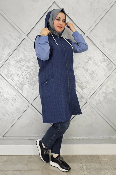 KADIN KAPİTONE CEPLERİ DÜĞME DETAYLI KAPİTONE YELEK ürün görseli