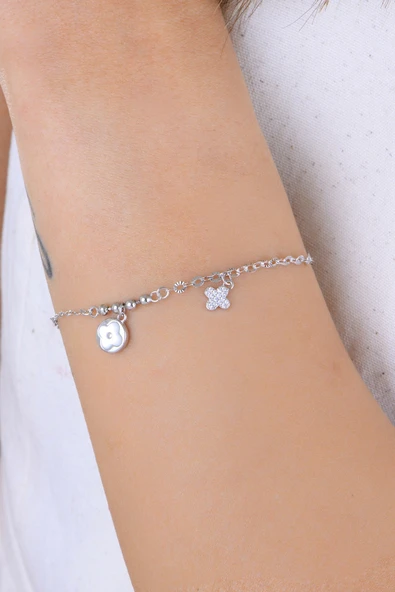 Gümüş rodyumlu zirkon ve sedef taşlı top detaylı sallantılı yonca bileklik SGTL12931RODAJ - Resim 3