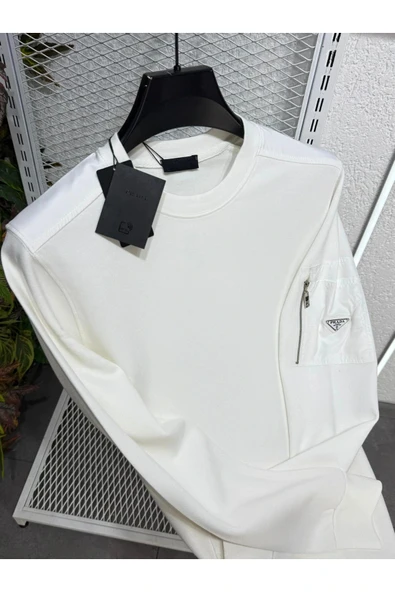 Bisiklet Yaka Kolda Cepli Tişört - Resim 2