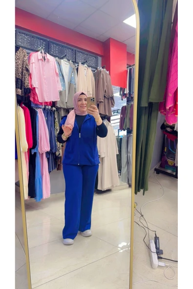 Kısa Kollu Yanları Parça Detaylı Fermuarlı İkili Takım ürün görseli 1