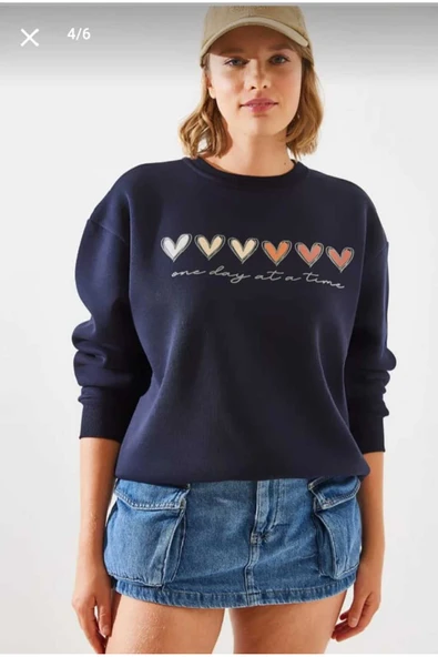 KOZİA OUTDOORS malkoçbey 6kalp baskılı oversize unisex o yaka swaetşhirt - Resim 2