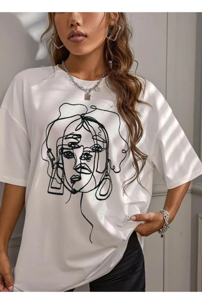 BYCOOLMEN MoonLife Kadın Kırmızı Yüz Baskı Detaylı Oversize T-shirt kırmızırenklileryüzdetaylı - Resim 2