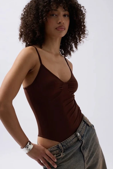 Önü Büzgülü Askılı Bodysuit - Resim 2