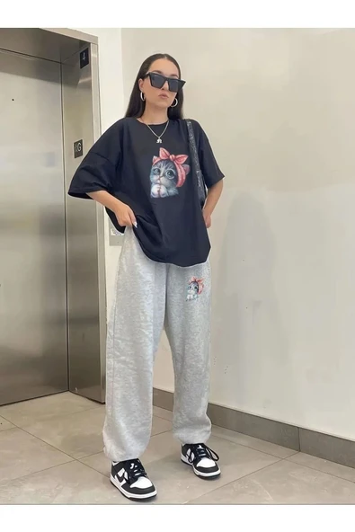 Modern Moda Sevimli Kedi Siyah T-Shirt Gri Eşofman Altı Jogger - Alt Üst Eşofman Takımı Bisiklet Yaka - Resim 3