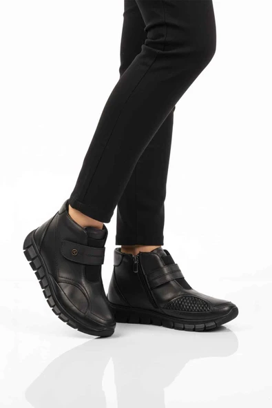 Ayakmod Siyah Hakiki Deri İçi Polarlı Cırtlı Fermuarlı Kaymaz Kadın Bot 3609 Z ürün görseli