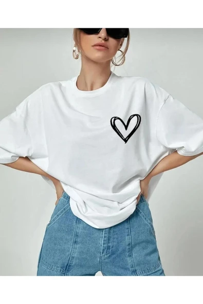 KOZİA OUTDOORS malkocbey minimal kalp beyaz baskılı t-şhirt ürün görseli