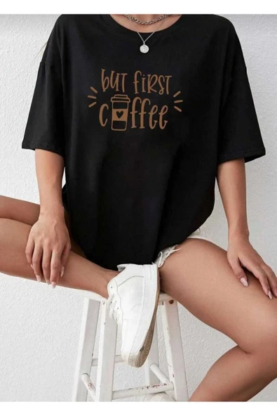 KOZİA OUTDOORS but first coffee baskılı overize basic o yaka t-şhirt - Resim 4