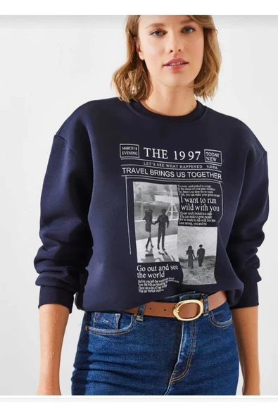 KOZİA OUTDOORS malkoçbey gazete baskılı oversize unisex o yaka swaetşhirt - Resim 2