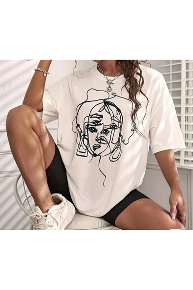 KOZİA OUTDOORS Kadın siyah Yüz Baskı Detaylı Oversize T-shirt Bol Kesim Rahat Kesim ürün görseli