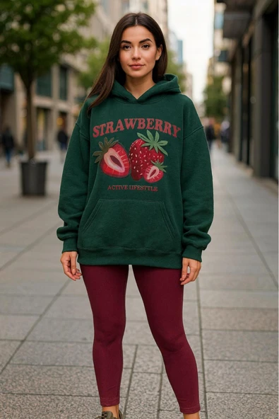 KOZİA OUTDOORS strawberry kapüşonlu baskılı oversize kadın sweaşhirt ürün görseli