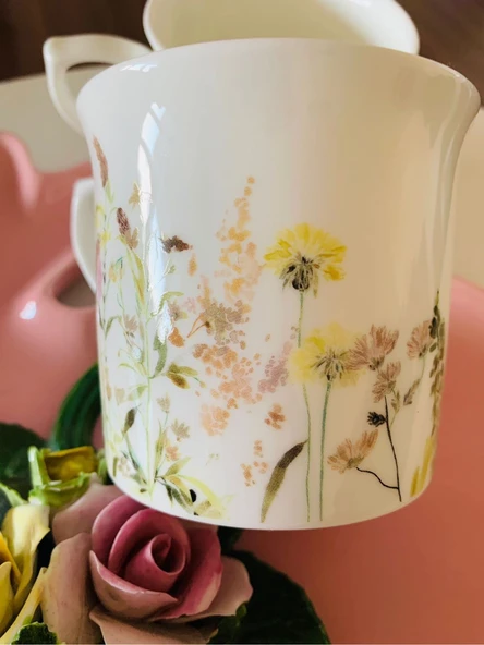 İrlanda Porseleni Nutmeg Bone China Kemik Porselen Sarı Papatya Çiçek Desenli Kupa/Mug ürün görseli